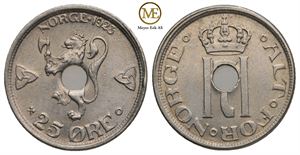 25 øre 1923 Haakon VII. Med hull. Kv.0