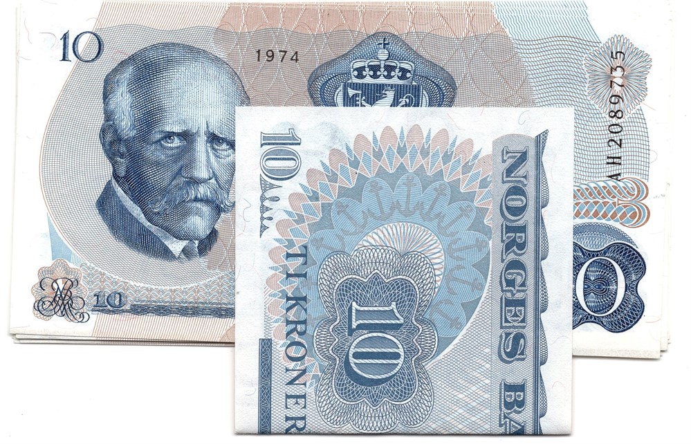 10 kroner 1974 AH. 10 stk. i serie. Kv.0