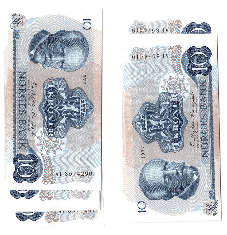 10 kroner 1977 AF. 20 stk. i serie. Kv.0