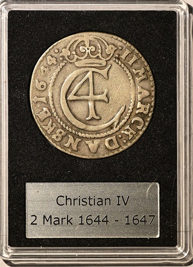 Norge 2 mark 1644 kv. 1/1+