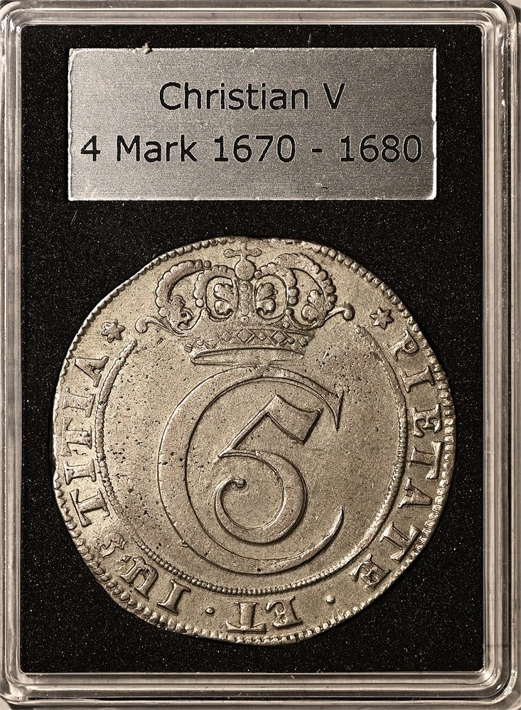 Norge 4 mark 1678 kv. 1+