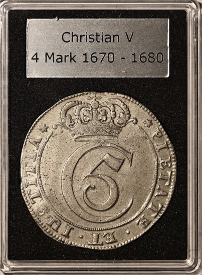 Norge 4 mark 1678 kv. 1+
