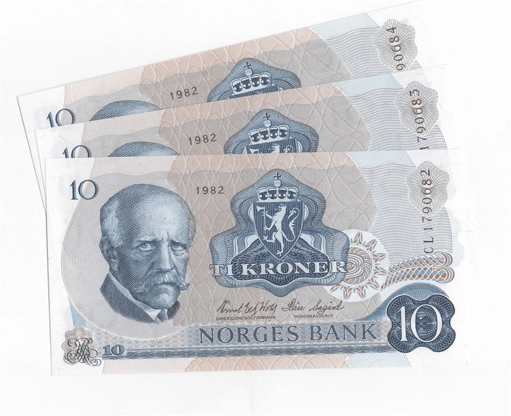 10 kroner 1982 CL 3 stk. etter nummer kv. 0