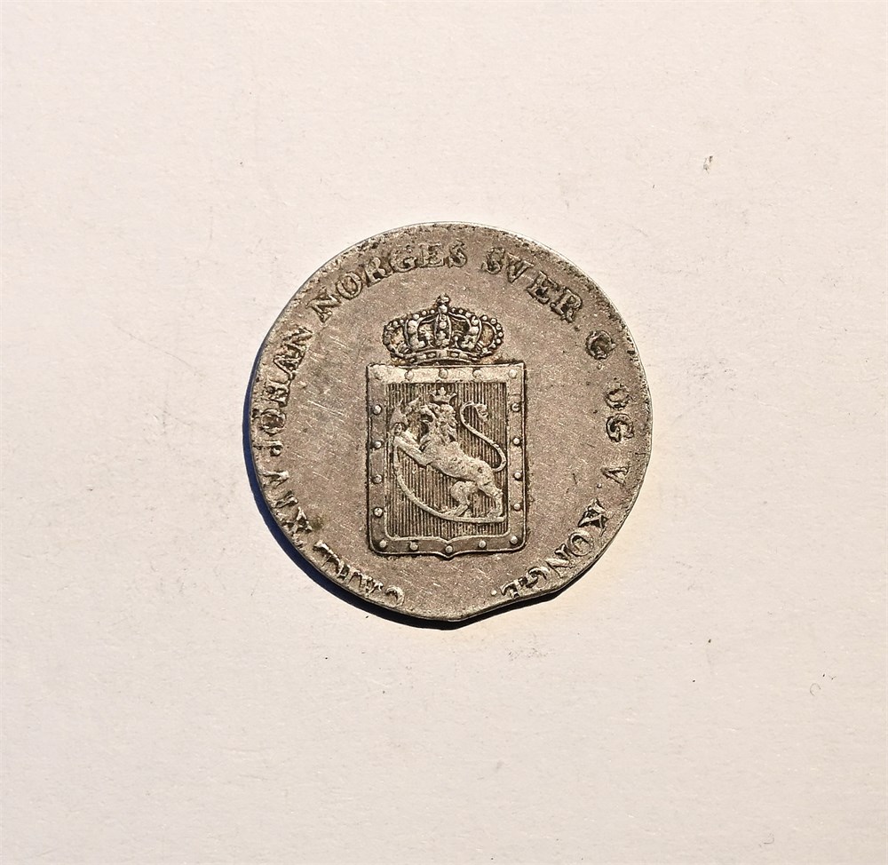 Norge 8 skilling 1819 kv. 1+